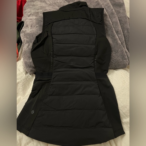 Down for it all Vest in Black, size 2- Only to try on, too small for me. - Picture 2 of 3